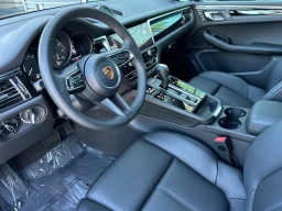 Porsche Macan T AWD 2026