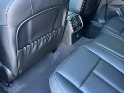 Porsche Macan T AWD 2026