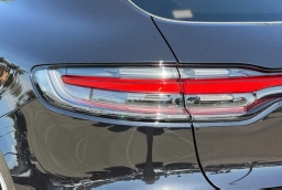 Porsche Macan T AWD 2026