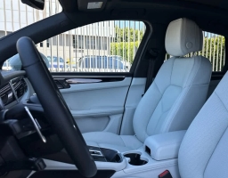 Porsche Macan T AWD 2026