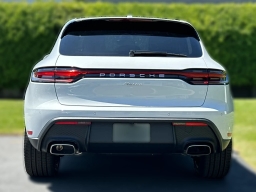 Porsche Macan T AWD 2026