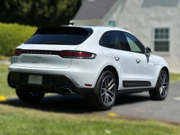 Porsche Macan T AWD 2026