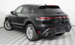 Porsche Macan T AWD 2026