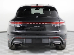 Porsche Macan T AWD 2026