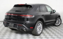 Porsche Macan T AWD 2026