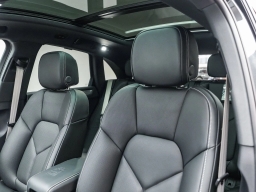 Porsche Macan T AWD 2026