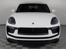 Porsche Macan T AWD 2026