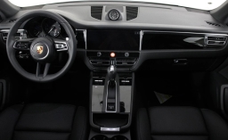 Porsche Macan T AWD 2026