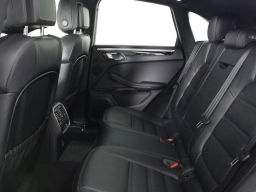 Porsche Macan T AWD 2026