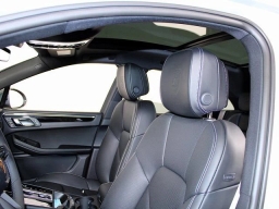 Porsche Macan T AWD 2026