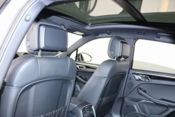 Porsche Macan T AWD 2026