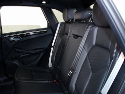 Porsche Macan T AWD 2026