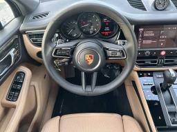 Porsche Macan T AWD 2026