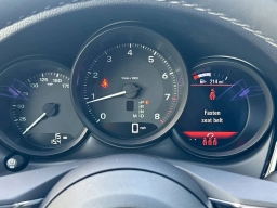 Porsche Macan T AWD 2026