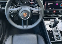 Porsche Macan T AWD 2026