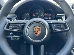 Porsche Macan T AWD 2026