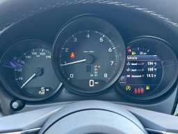 Porsche Macan T AWD 2026