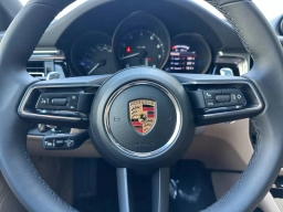 Porsche Macan T AWD 2026