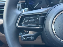 Porsche Macan T AWD 2026