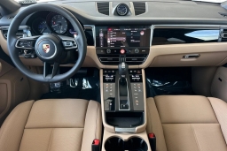 Porsche Macan T AWD 2026