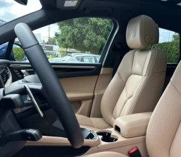 Porsche Macan T AWD 2026