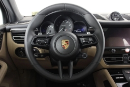 Porsche Macan T AWD 2026