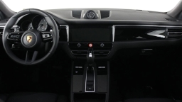 Porsche Macan T AWD 2026