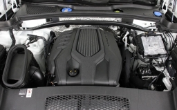 Porsche Macan T AWD 2026