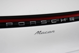 Porsche Macan T AWD 2026