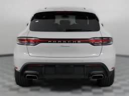 Porsche Macan T AWD 2026