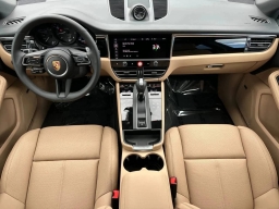 Porsche Macan T AWD 2026