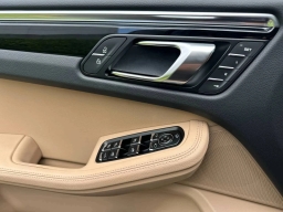 Porsche Macan T AWD 2026
