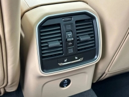 Porsche Macan T AWD 2026