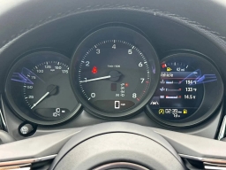 Porsche Macan T AWD 2026