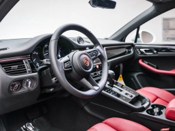 Porsche Macan T AWD 2026