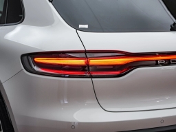 Porsche Macan T AWD 2026