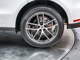 Porsche Macan T AWD 2026