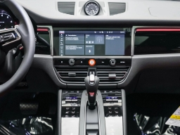 Porsche Macan T AWD 2026