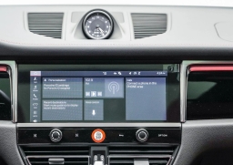 Porsche Macan T AWD 2026