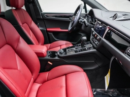 Porsche Macan T AWD 2026