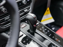 Porsche Macan T AWD 2026