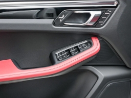 Porsche Macan T AWD 2026