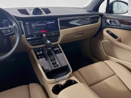 Porsche Macan T AWD 2026