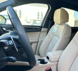 Porsche Macan T AWD 2026