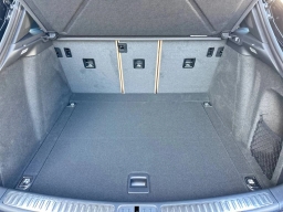 Porsche Macan T AWD 2026