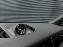 Porsche Macan T AWD 2026