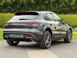 Porsche Macan T AWD 2026