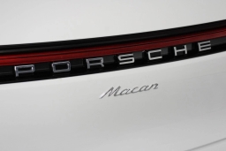 Porsche Macan T AWD 2026