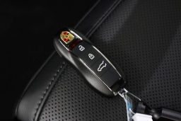 Porsche Macan T AWD 2026