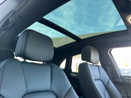 Porsche Macan T AWD 2026